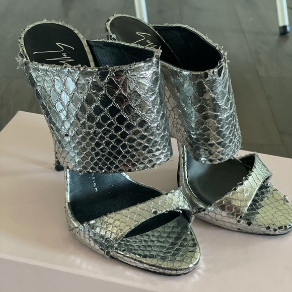 Metallic Giuseppe Mule - Picture 3 of 3